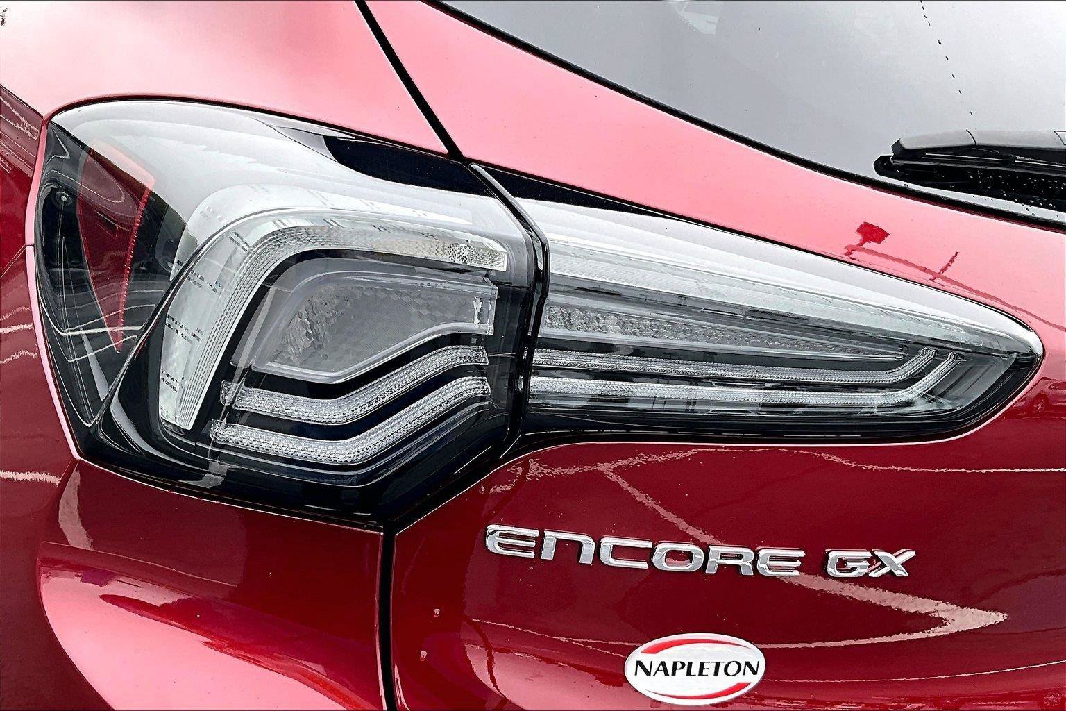 Used 2025 Buick Encore GX Avenir w/ Avenir Technology Package FWD image 30