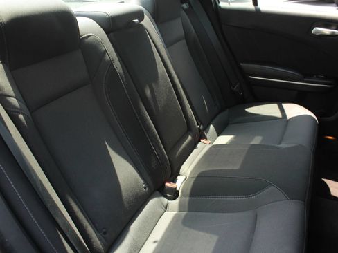 Used 2018 Dodge Charger R/T RWD image 20