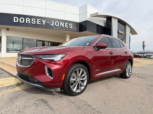 Used 2023 Buick Envision Avenir image 1