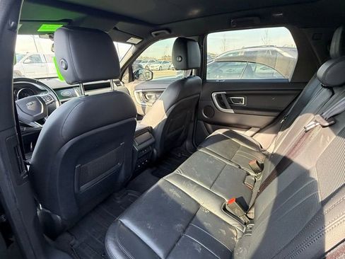 Used 2019 Land Rover Discovery Sport image 6