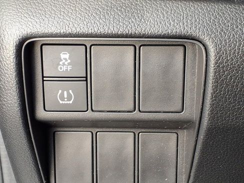 Used 2019 Honda CR-V LX image 33