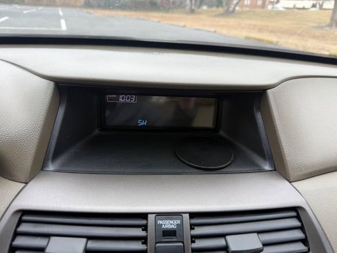 Used 2010 Honda Accord EX-L image 15