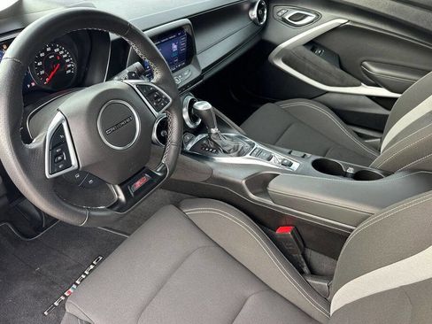 Used 2022 Chevrolet Camaro SS w/ Design Package 3 image 10