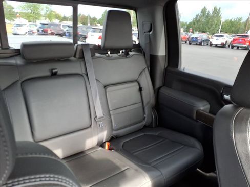 Used 2021 GMC Sierra 3500 Denali w/ Denali Ultimate Package image 15