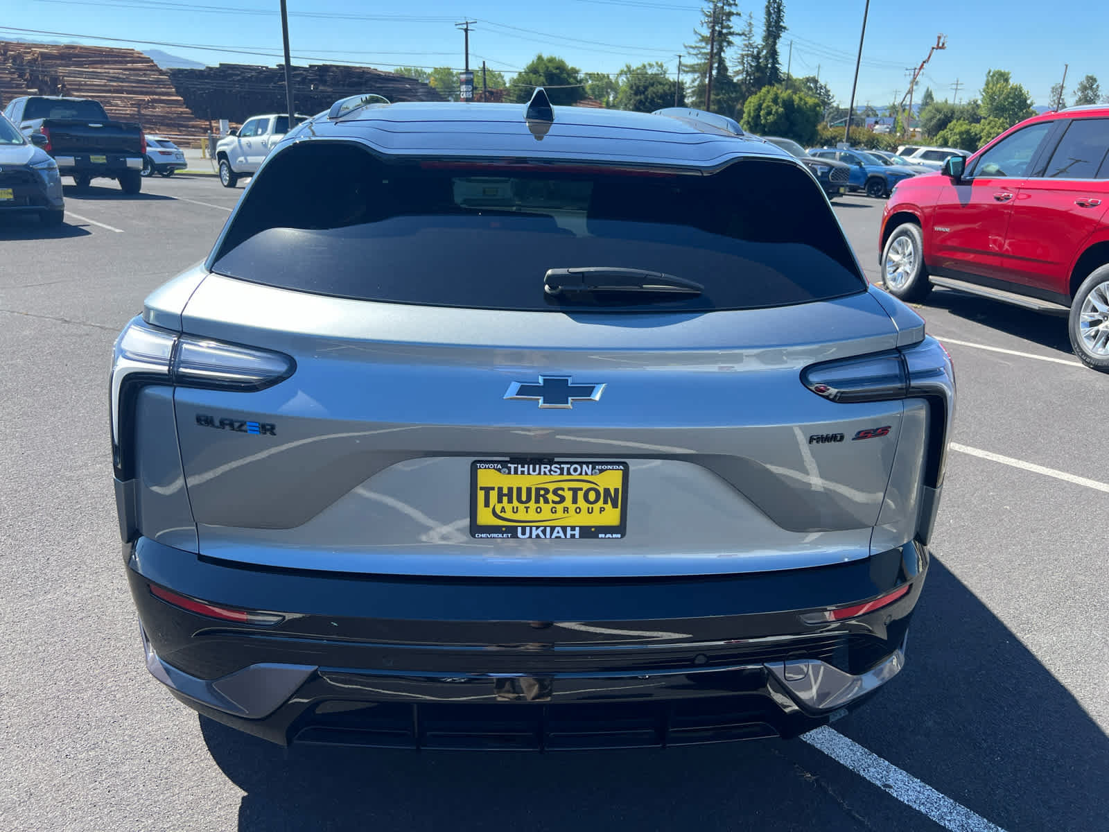 New 2026 Chevrolet Blazer EV SS w/ LPO, Blackout Package AWD/4WD image 7