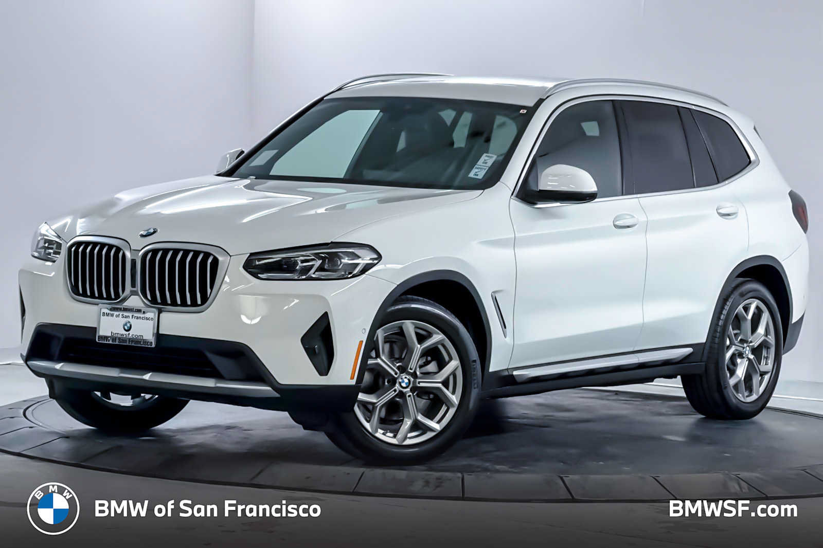 Used 2024 BMW X3 xDrive30i w/ Premium Package AWD/4WD image 1