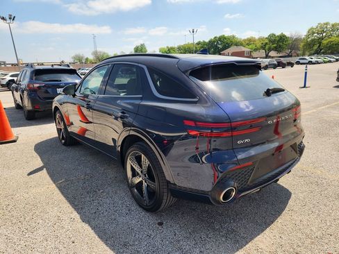 Used 2023 Genesis GV70 3.5T Sport w/ Sport Prestige Package image 4