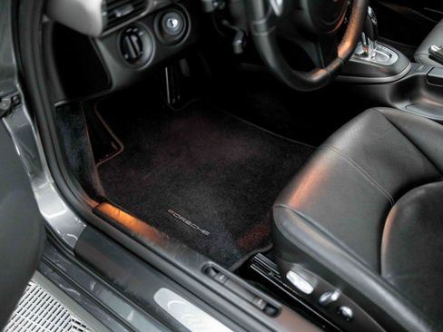 Used 2011 Porsche 911 GT3 RS image 37