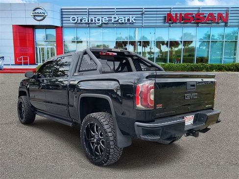 Used 2018 GMC Sierra 1500 Denali w/ Denali Ultimate Package image 3