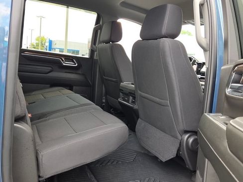 Used 2025 Chevrolet Silverado 2500 LT AWD/4WD image 12