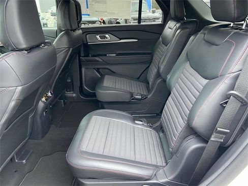 New 2025 Ford Explorer ST-Line w/ Premium Package image 9