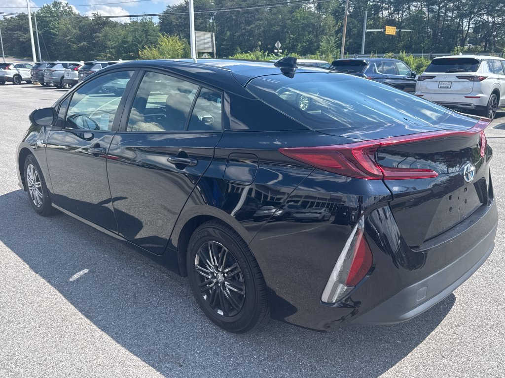 Used 2022 Toyota Prius Prime LE FWD image 7