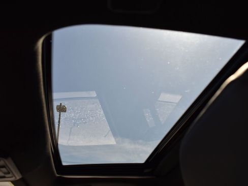 Certified 2024 Toyota Tacoma Limited w/ Limited Package (LT) image 15