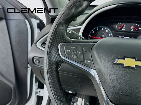 Used 2024 Chevrolet Malibu LT FWD image 16