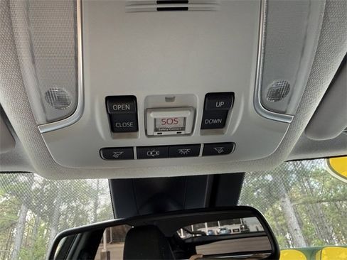 Used 2016 Toyota Prius Four w/ Advanced Technology Package image 53