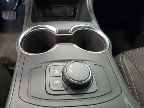 Used 2024 GMC Terrain SLE w/ LPO, Floor Liner Package FWD image 20