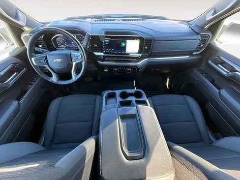 Used 2022 Chevrolet Silverado 1500 LT image 10