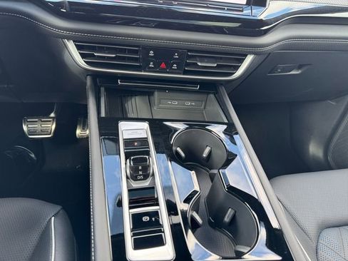 New 2026 Volkswagen Atlas Cross Sport SEL Premium R-Line AWD/4WD image 20
