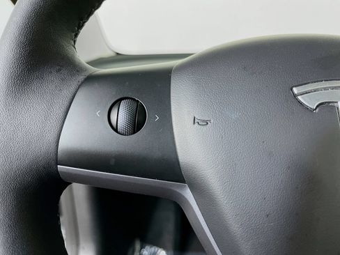 Used 2023 Tesla Model 3 Standard Range RWD image 14