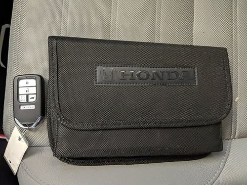 Used 2021 Honda CR-V EX image 30