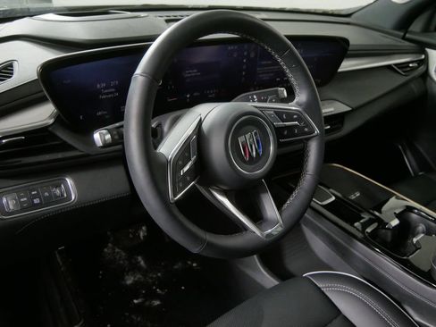 Used 2025 Buick Enclave Avenir image 11