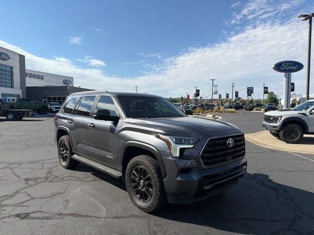 Used 2026 Toyota Sequoia Limited w/ Tow Technology Package AWD/4WD image 1