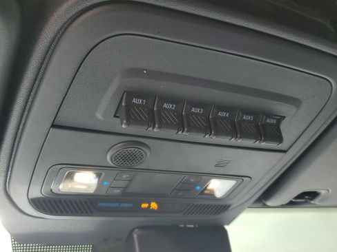 Used 2023 Ford Bronco Badlands image 24