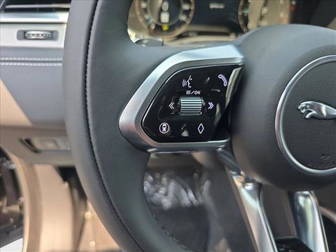 New 2026 Jaguar F-PACE R-Dynamic S image 14