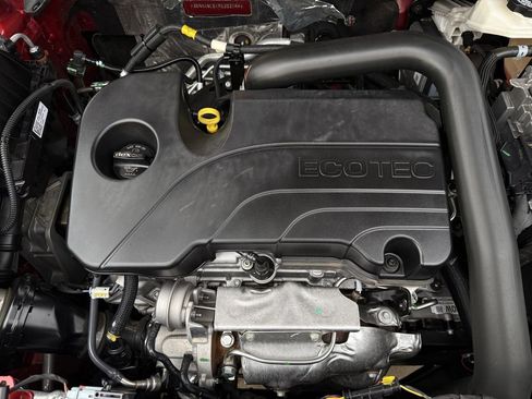 Certified 2024 Chevrolet Equinox RS w/ LPO, Floor Liner Package image 26