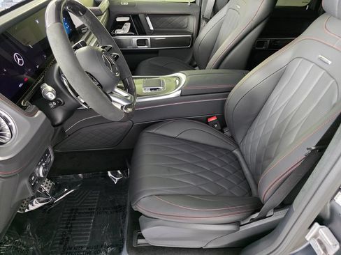 Used 2026 Mercedes-Benz G 63 AMG 4MATIC image 9