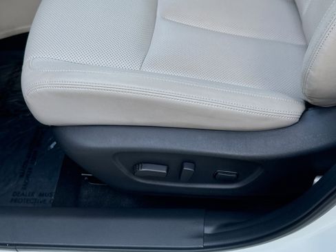 Used 2022 Nissan Rogue Sport SL image 18