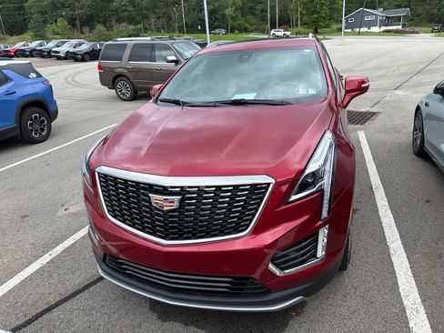 Used 2025 Cadillac XT5 Premium Luxury w/ Technology Package AWD/4WD image 2
