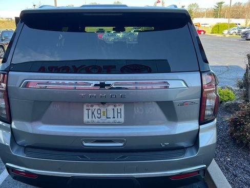 Used 2024 Chevrolet Tahoe LT w/ LT Signature Package image 12