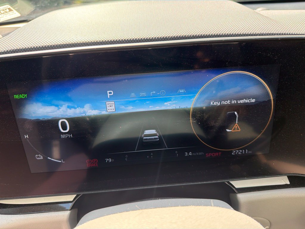 Used 2023 Kia Niro Wind FWD image 10