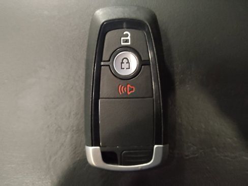 Used 2019 Ford Edge SEL w/ Equipment Group 201A image 32