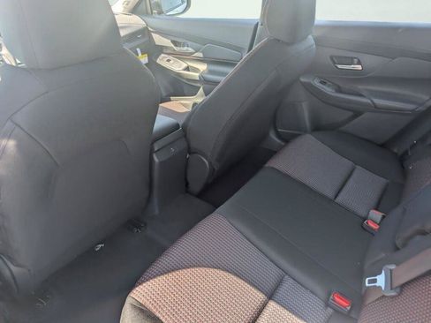 Used 2026 Nissan Sentra SR w/ SR All Weather Package FWD image 31