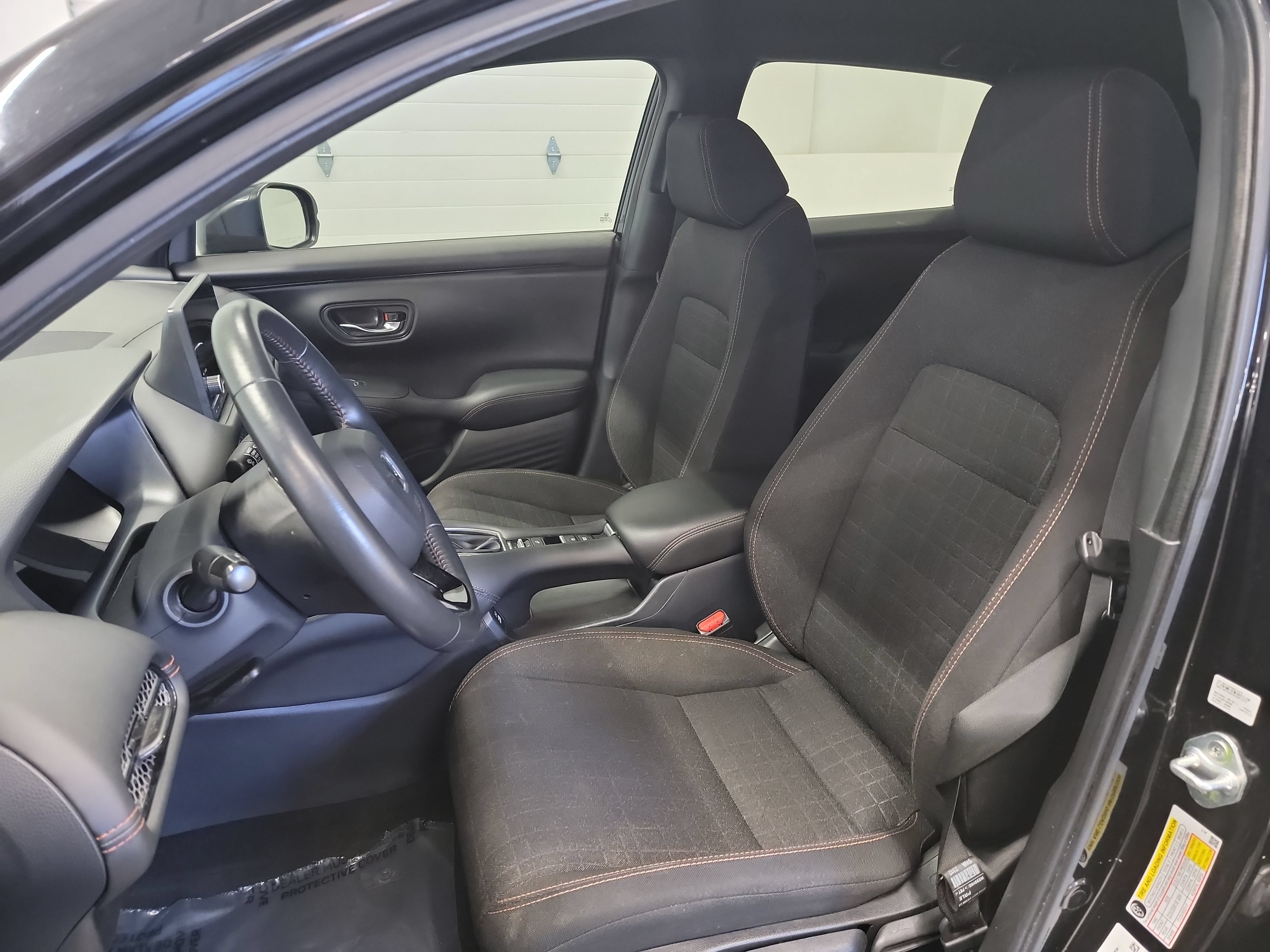 Used 2023 Honda HR-V Sport image 12