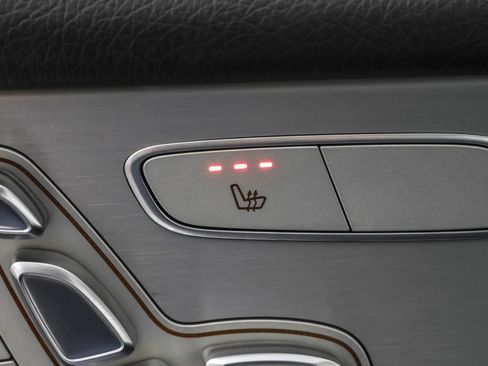 Used 2020 Mercedes-Benz GLC 300 4MATIC image 8