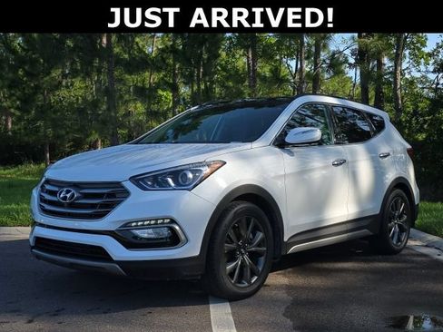 Used 2018 Hyundai Santa Fe Sport FWD image 31