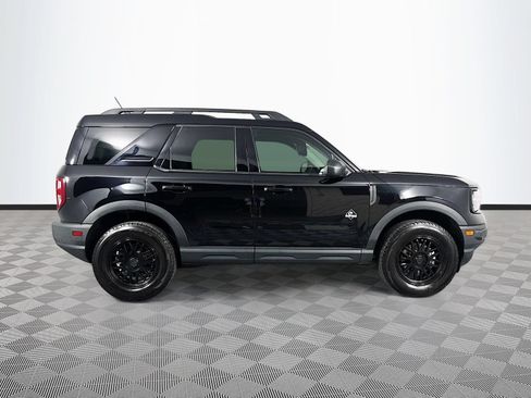 Used 2023 Ford Bronco Sport Outer Banks w/ Tech Package AWD/4WD image 8