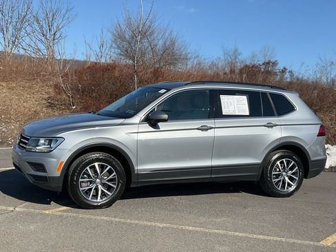 Used 2019 Volkswagen Tiguan SE w/ Panoramic Sunroof Package image 35