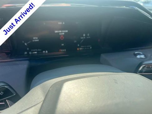 Used 2019 Lincoln Navigator L Select RWD image 16