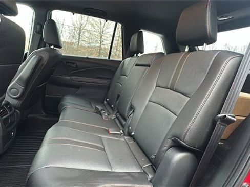 Used 2023 Honda Passport TrailSport image 33