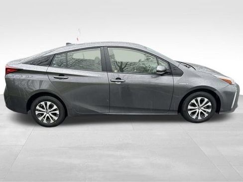 Certified 2021 Toyota Prius XLE w/ Advanced Technology Package AWD/4WD image 6