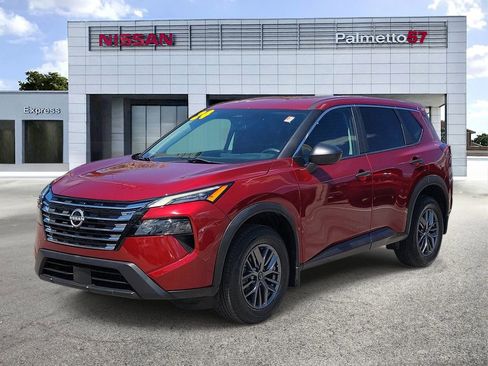 Certified 2024 Nissan Rogue S FWD image 3