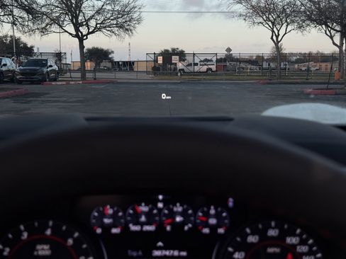 Used 2022 Chevrolet Camaro ZL1 image 36