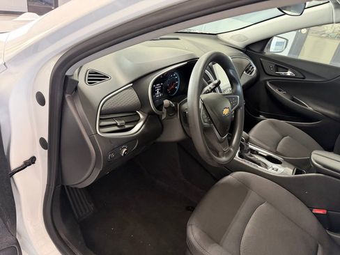 Used 2023 Chevrolet Malibu LT w/ Driver Confidence Package image 12