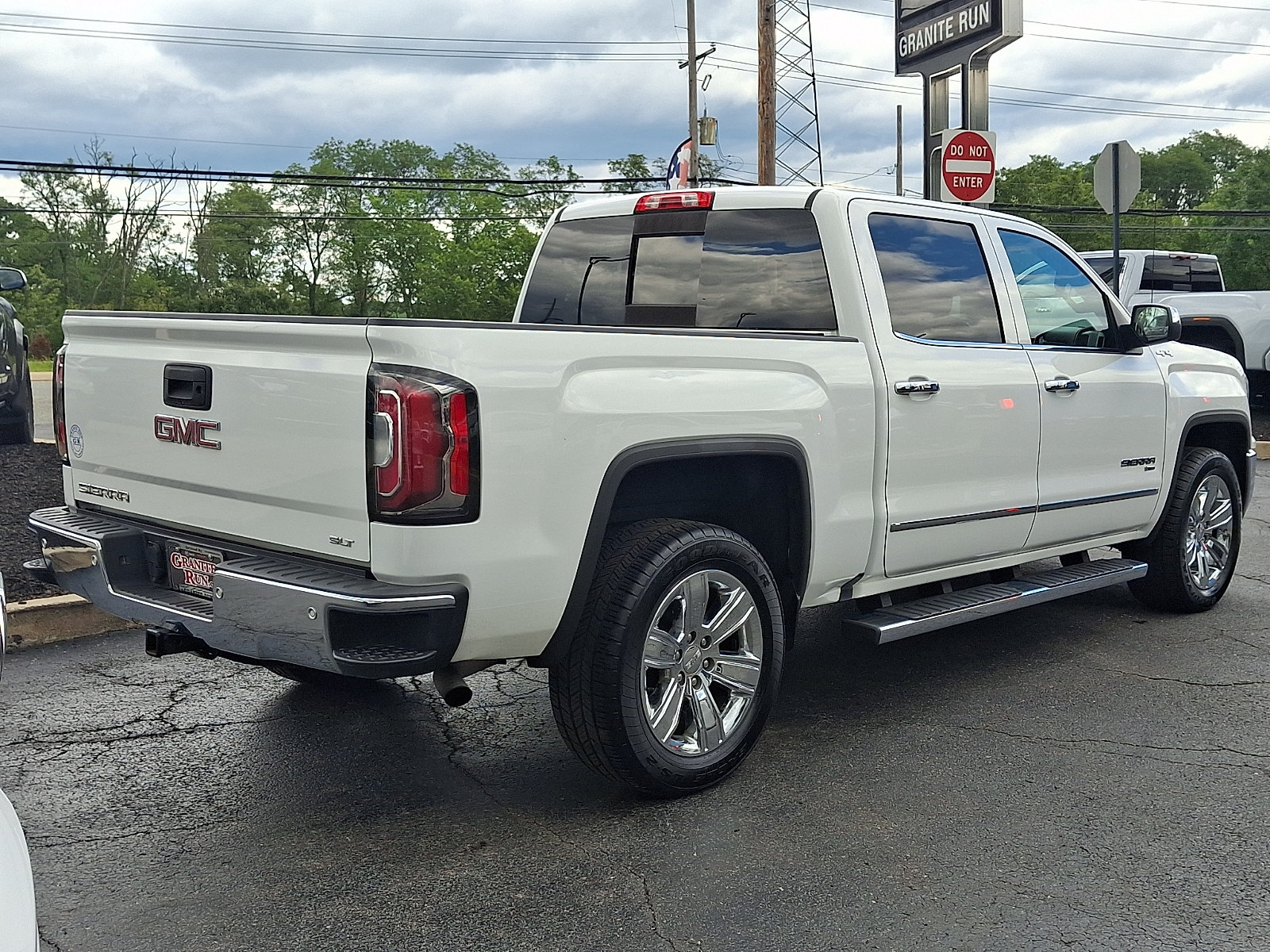Used 2018 GMC Sierra 1500 SLT AWD/4WD image 6