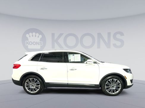 Used 2018 Lincoln MKX Reserve AWD/4WD image 8
