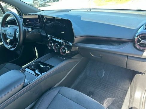 Used 2024 Chevrolet Blazer EV RS AWD/4WD image 8
